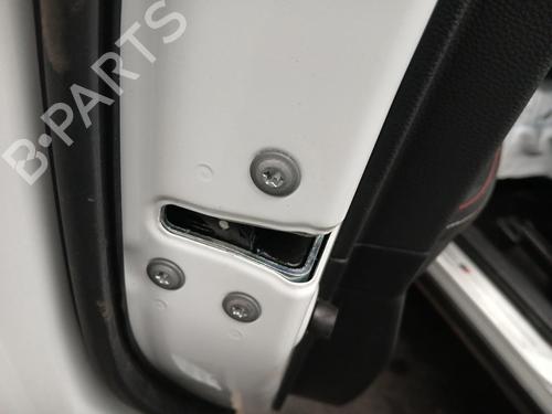 front-left-lock-toyota-c-hr-_x2_-_h2_-2023-39566686 main image