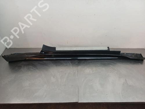Used Right sideskirt Right sideskirt 39594044 39594044