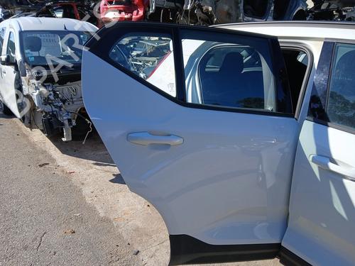 Used Right rear door Right rear door 39594080 39594080