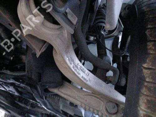 venstre-fortil-brearm-jaguar-f-pace-x761-2015-39617045 main image