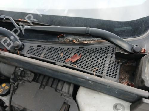 Used Front wiper motor Front wiper motor RENAULT MEGANE IV Hatchback (B9A/M/N_) 1.5 Blue dCi 115 (B9A6) (116 hp) 39696408 39696408