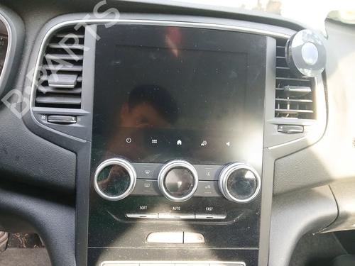 Radio RENAULT MEGANE IV Hatchback (B9A/M/N_) 1.5 Blue dCi 115 (B9A6) | BP39715303E6 - Image 2
