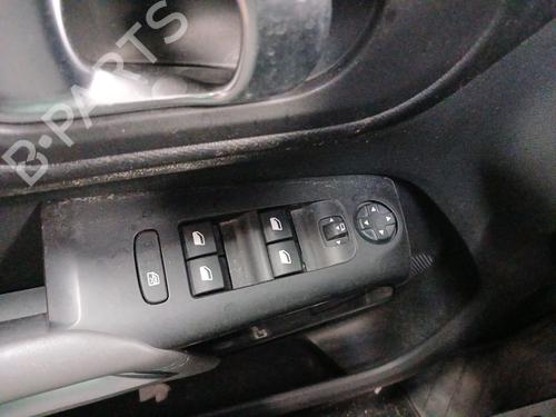 Used Left front window switch Left front window switch CITROËN C5 AIRCROSS (A_) 1.2 PureTech 130 (ARHNSJ) (131 hp) 39715309 39715309