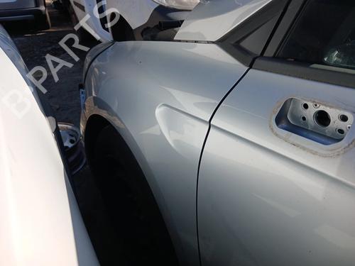 Forskærm venstre Forskærm venstre RENAULT CLIO V (B7_) 1.0 SCe 65 (B7MG) (67 hp) 39719320 39719320
