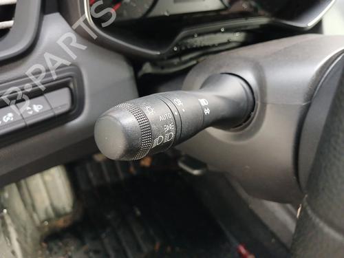 Mando intermitentes / limpia Mando intermitentes / limpia RENAULT CLIO V (B7_) 1.0 SCe 65 (B7MR) (65 hp) 39724377 39724377