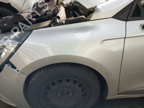 left-front-fenders-renault-clio-v-b7_-2019-39719320 main image