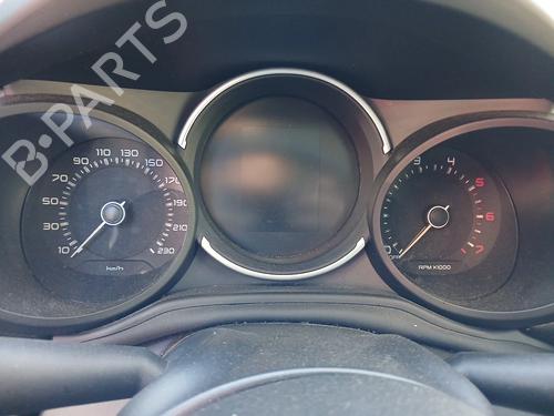 Used Instrument cluster Instrument cluster FIAT 500L (351_, 352_) 1.6 D Multijet (199LYE1B) (120 hp) 39724394 39724394