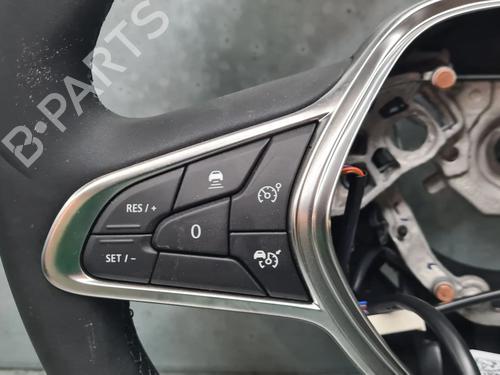 Steering wheel RENAULT CLIO V (B7_) 1.0 TCe 90 (B7MT) | BP36568734C49 - Image 6