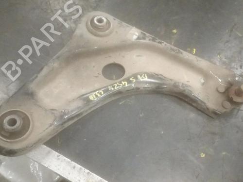 Brazo Suspension delantero derecho Brazo Suspension delantero derecho CITROËN C3 III (SX) 1.2 THP 110 (SXHNPS, SXHNZT, SXHNZ6) (110 hp) 39891345 39891345