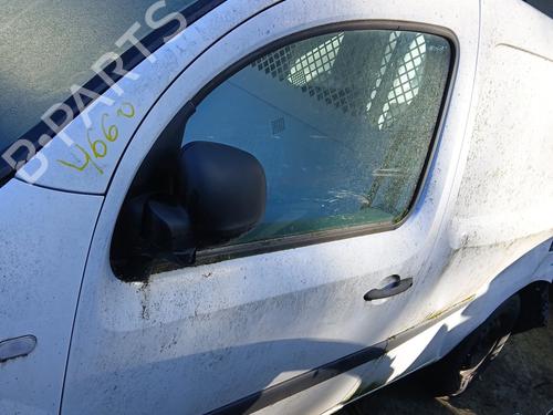 left-front-door-renault-kangoo-express-fw01_-2008-39912417 main image