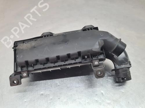 Used Air filter box Air filter box PEUGEOT 208 II (UB_, UP_, UW_, UJ_) 1.2 PureTech 100 (101 hp) 39930977 39930977
