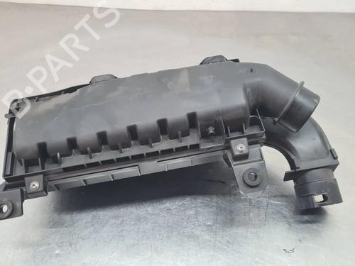 Used Air filter box Air filter box PEUGEOT 208 II (UB_, UP_, UW_, UJ_) 1.2 PureTech 100 (101 hp) 39933279 39933279