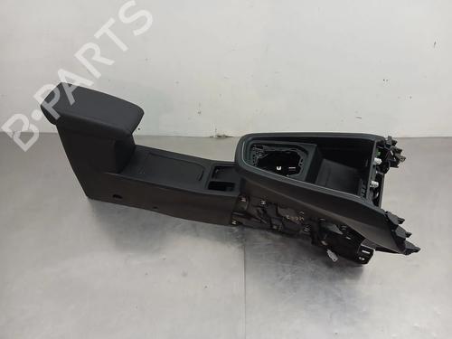 Used Armrest / Center console Armrest / Center console RENAULT CLIO V (B7_) 1.0 TCe 100 (B7MT) (101 hp) 39945957 39945957