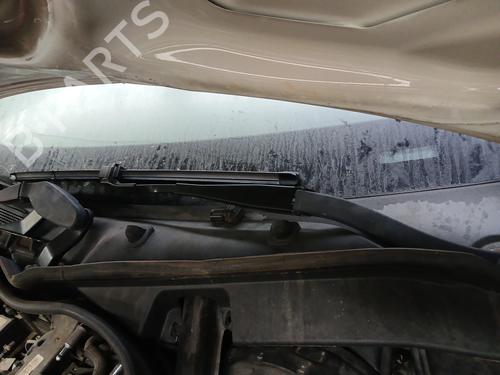 front-windshield-wiper-arm-mercedes-benz-cls-c218-2011-2012-2013-2014-2015-2016-2017-39945964 main image