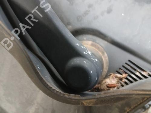 Used Front wiper motor Front wiper motor MERCEDES-BENZ CLS (C218) CLS 250 CDI / BlueTEC / d (218.303, 218.304) (204 hp) 39945982 39945982