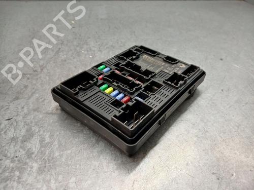 Fuse box RENAULT CLIO V (B7_) 1.0 TCe 100 (B7MT) | BP39952139E1 - Image 2