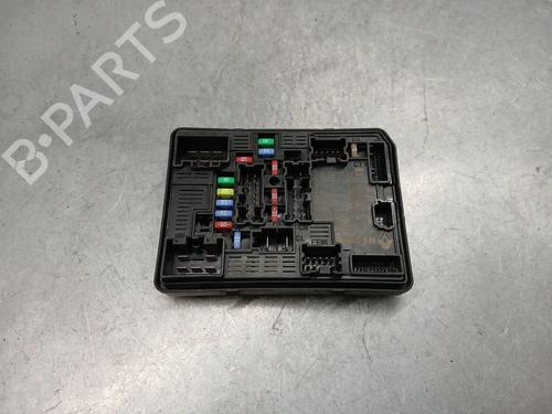 Used Fuse box Fuse box RENAULT MEGANE IV Grandtour (K9A/M/N_) E-TECH 160 (K9NH) (158 hp) 39952141 39952141