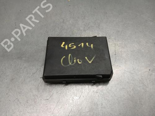 Fuse box RENAULT CLIO V (B7_) 1.0 TCe 90 (B7MT) | BP39952145E1 - Image 4