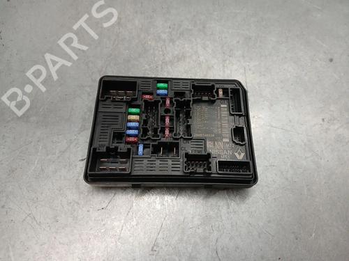 Used Fuse box Fuse box RENAULT CLIO V (B7_) 1.0 TCe 90 (B7MT) (91 hp) 39952146 39952146