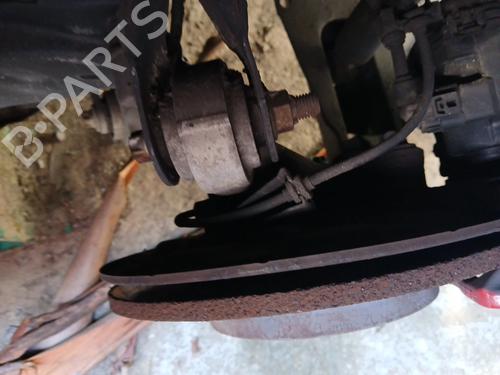 Used Left rear steering knuckle Left rear steering knuckle MERCEDES-BENZ A-CLASS (W176) A 250 (176.044) (211 hp) 39952156 39952156