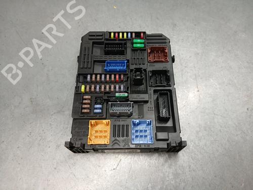 Used Fuse box Fuse box PEUGEOT 308 SW II (LC_, LJ_, LR_, LX_, L4_) 1.6 BlueHDi 120 (120 hp) 39952174 39952174