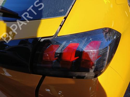 Used Right taillight Right taillight PEUGEOT 208 II (UB_, UP_, UW_, UJ_) 1.2 PureTech 100 (101 hp) 39959815 39959815