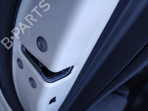 rear-left-lock-toyota-corolla-estate-_e21_-2019-39959853 main image