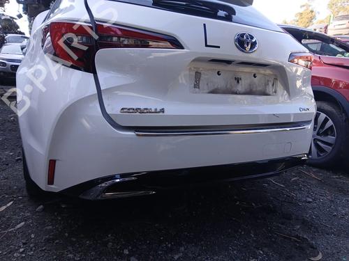 rear-bumper-toyota-corolla-estate-_e21_-2019-39959859 main image