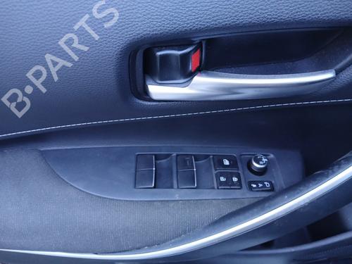 Used Left front window switch Left front window switch TOYOTA COROLLA Estate (_E21_) 1.8 Hybrid (ZWE211W) (122 hp) 39964266 39964266