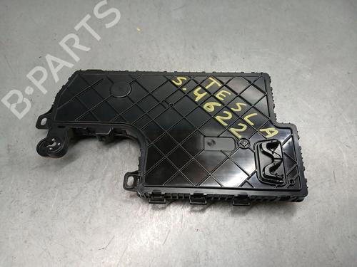 Used Electronic module Electronic module TESLA MODEL 3 (5YJ3) EV (275 hp) 39964283 39964283