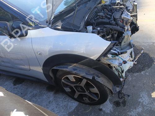 Used Right front fenders Right front fenders CITROËN C4 CACTUS 1.2 THP 110 (110 hp) 39986267 39986267