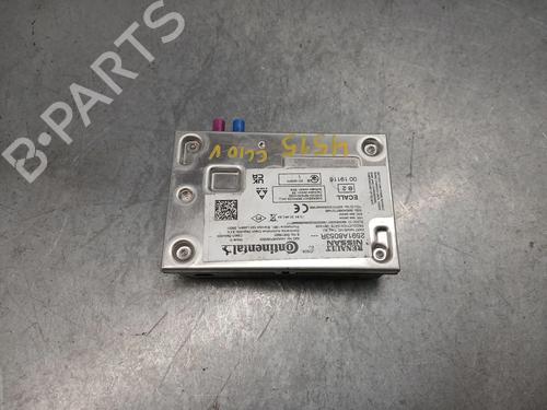 Used Electronic module Electronic module RENAULT CLIO V (B7_) 1.0 TCe 90 (B7MT) (91 hp) 40040444 40040444