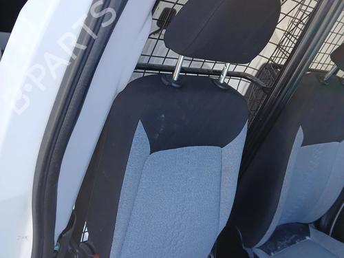 Used Right front seat Right front seat FIAT FIORINO Box Body/MPV (225_) 1.4 (225AXA1A, 225BXA1A) (78 hp) 40084931 40084931