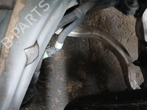 Used Right front suspension arm Right front suspension arm TESLA MODEL 3 (5YJ3) EV (283 hp) 40084961 40084961