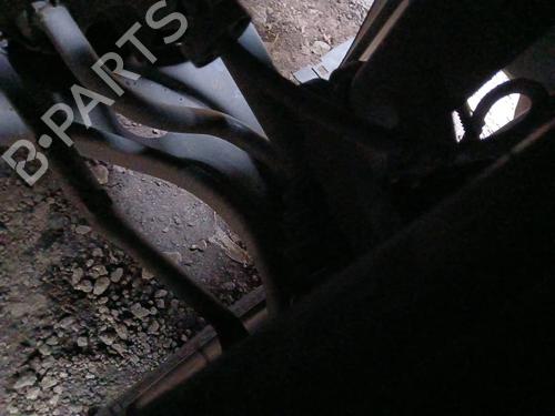 Used Right front steering knuckle Right front steering knuckle CITROËN C3 III (SX) 1.2 VTi 82 (82 hp) 40159479 40159479
