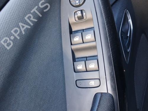 Used Left front window switch Left front window switch CITROËN C4 Picasso II 1.2 THP 130 (130 hp) 40281033 40281033