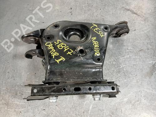 Used Left rear suspension arm Left rear suspension arm RENAULT CAPTUR II (HF_) [2020-2026] 40292244 40292244