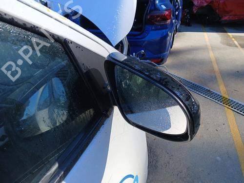 right-mirror-toyota-aygo-x-_b7_-2022-40297376 main image