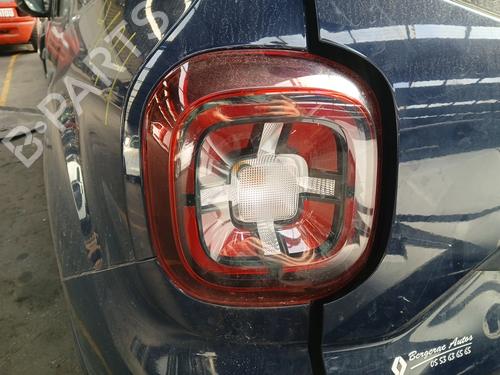 Used Left taillight Left taillight DACIA DUSTER (HM_) 1.5 dCi 110 4x4 (HMAB) (109 hp) 40297429 40297429