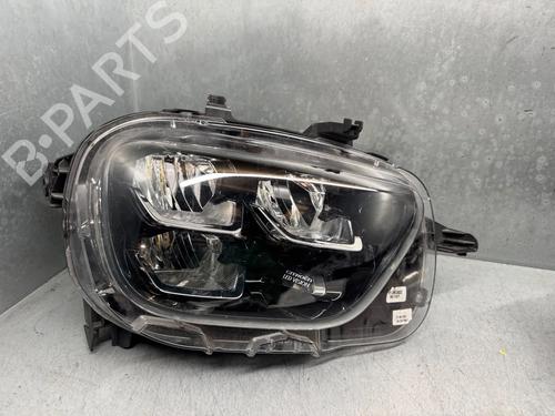 Used Right headlight Right headlight CITROËN C3 III (SX) 1.2 THP 110 (SXHNPS, SXHNZT, SXHNZ6) (110 hp) 40466464 40466464