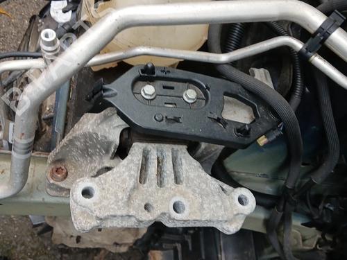 Used Engine mount Engine mount PEUGEOT 308 SW II (LC_, LJ_, LR_, LX_, L4_) 1.5 BlueHDi 130 (131 hp) 40466484 40466484