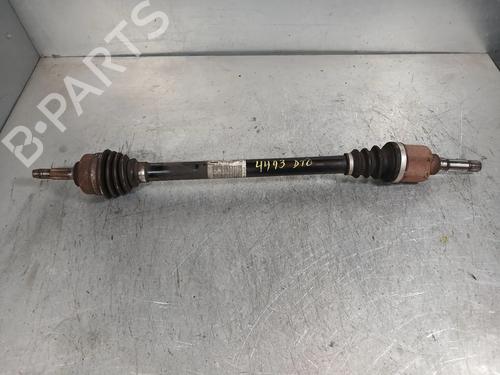 Used Right front driveshaft Right front driveshaft CITROËN C3 III (SX) 1.2 PureTech 82 (83 hp) 40497288 40497288