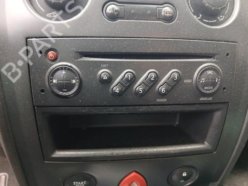 Used Radio Radio RENAULT MEGANE II Estate (KM0/1_) 1.5 dCi (KM16, KM1E) (106 hp) 40497311 40497311