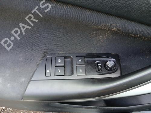 Used Left front window switch Left front window switch OPEL ASTRA K (B16) 1.5 CRDI (68) (105 hp) 40502989 40502989