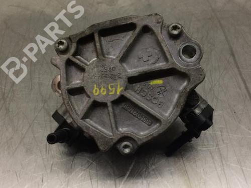 Used Vacuum pump VOLVO V40 Hatchback (525) D2 (114 hp) 5069243