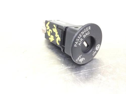 Used Switch NISSAN JUKE (F15) 1.2 DIG-T (115 hp) 5106364