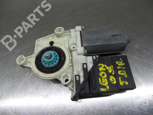 Used Right rear window motor SEAT LEON (1P1) [2005-2013]  11495761