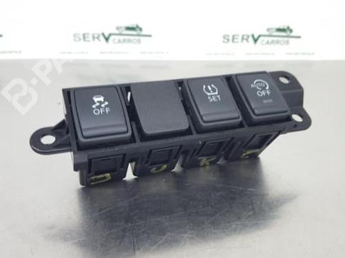 Used Switch NISSAN JUKE (F15) 1.2 DIG-T (115 hp) 5797474