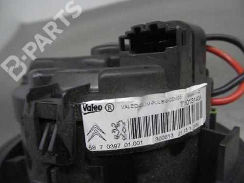 Heater blower motor PEUGEOT 208 I (CA_, CC_) 1.2 VTI 82 | BP6788687M62