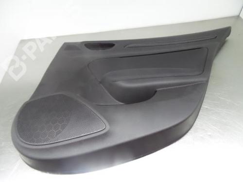 Guarnecido puerta trasera derecha RENAULT MEGANE IV Grandtour (K9A/M/N_) 1.5 Blue dCi 115 (K9A6) (116 hp) 186025711